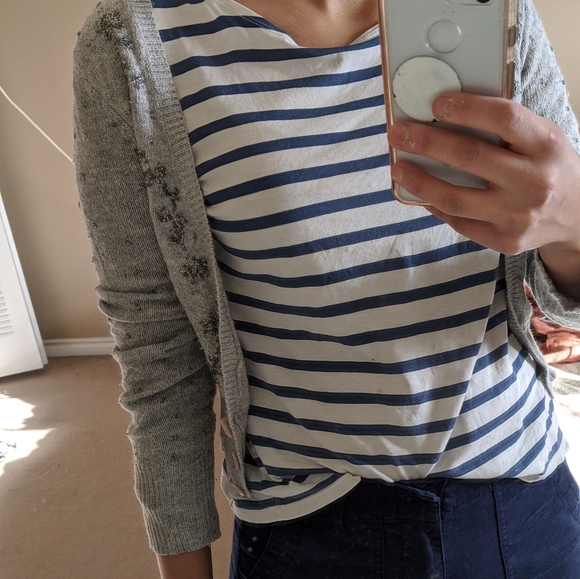 American Eagle Outfitters grey beaded cardigan - Picture 6 of 6
